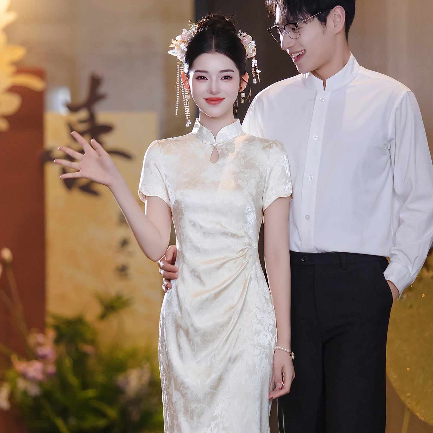 chinese engagement dress Red Phoenix main image 1