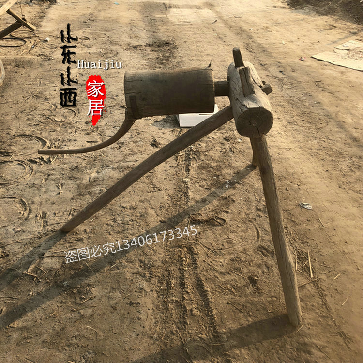 Folklore old objects, old wood, old wells, old agricultural tools, irrigation, film and television props