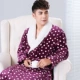 Tăng độ dày áo ngủ flannel của nam giới dài tay mùa thu và mùa đông mặc nhà mặc nhà pyjama san hô lông cừu áo choàng tắm áo choàng tắm - Night Robe