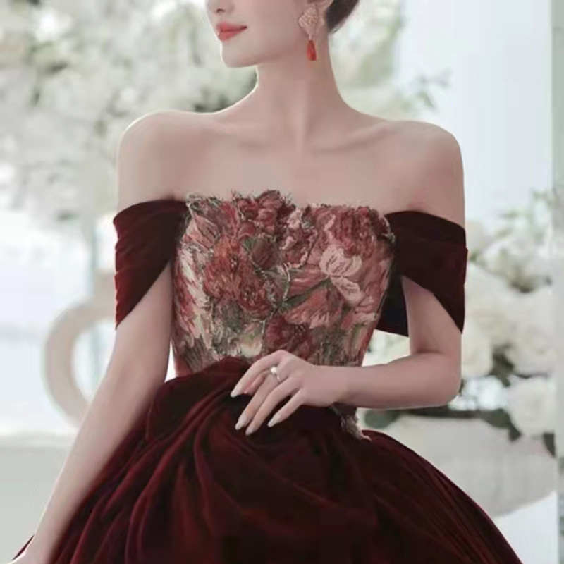 XXL+Burgundy gloves, open shoulders   - $78.88 