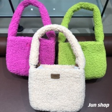 Сумка ugg 女士包袋 专柜正品现货 休闲羊羔绒款糖果色单肩女包 1132370
