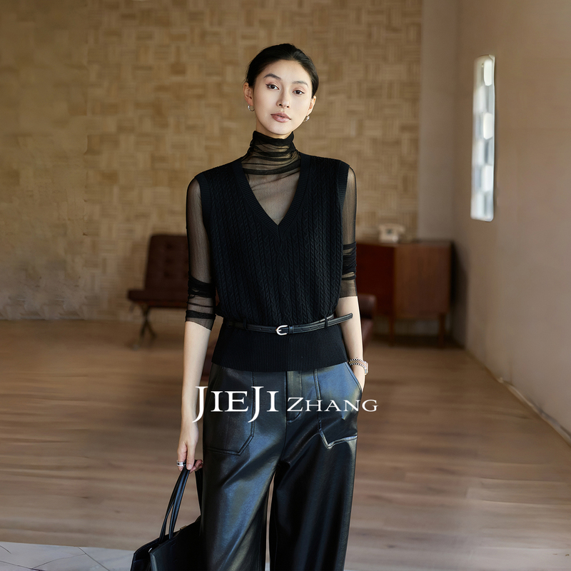 Zhang Qi Jieji Zhang [Plain Knit] Black V-Neck Cable Knit Sleeveless Knitted Vest for Women, Autumn Layering Tank Top