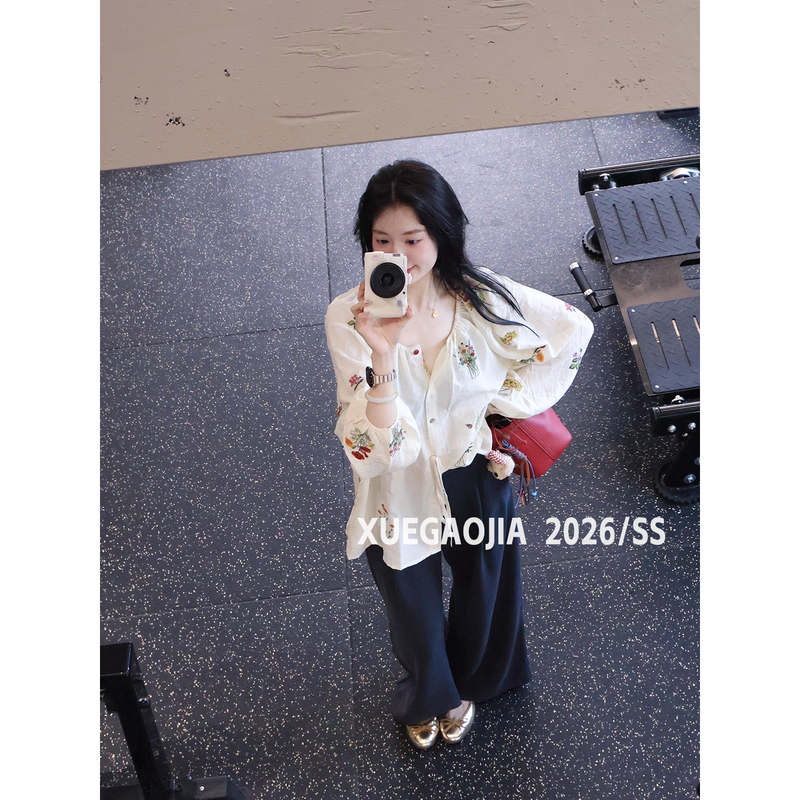 Xuegaojia 2026/Ss Korean-Style Atmospheric Apricot Embroidered Thin Shirt with a Relaxed Vacation Vibe Top