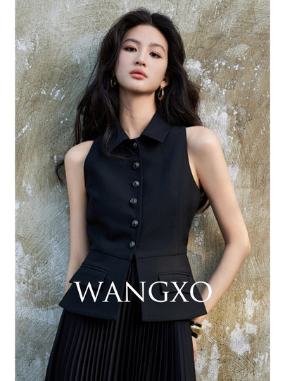 WANGXO｜高支高密斜纹梭织料｜珠宝级纽扣｜立裁收腰无袖翻领马甲
