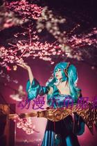 Cartoon Protagonist Costume) Heroes League LOL harmonica Andromeda Classic Skin Harmonica cosplay