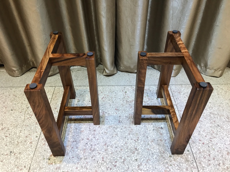 Khung kim loại lớn Đồ nội thất hiện đại đơn giản Taipan phụ kiện chân bàn nướng - Nội thất văn phòng tủ tài liệu gỗ tự nhiên
