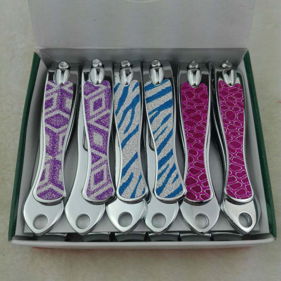 A0122 strongman 641E nail clippers 12 pieces of fine nail cut key button Yiwu 2 yuan RMBtwo store goods source