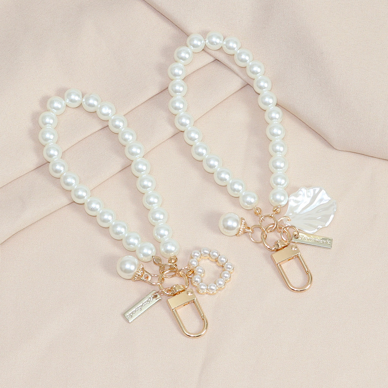 Korean-Style Pearl Shell Car Keychain Creative Retro Pearl Bracelet Beaded Phone Charm Protective Case Pendant