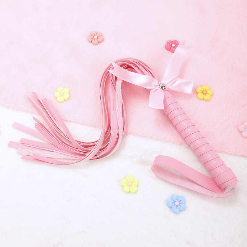 Bow Tool, Loose Whip, Small Leather Whip, Small Loop Practice Tool, Beginner-Friendly, Non-Painful, Macaron Pink and Black Whip
