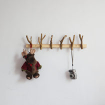 Wall-mounted clothes hook Entrance key hook coat rack solid wood branch hook hanger wooden creative punch-free