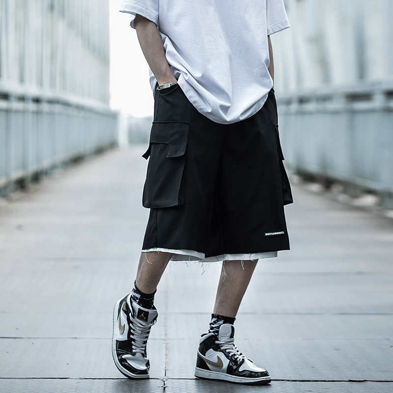 Xiaobin Guochao summer vacation two-piece overalls men loose hip-hop tide brand flash design sports pants five-point pants