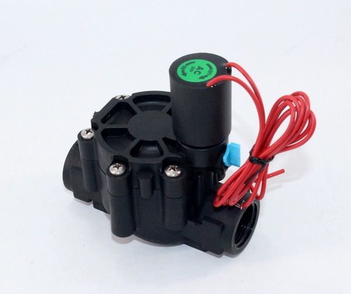 Зеленый пол Ventures River Dam Зеленый ирригационный контроль.