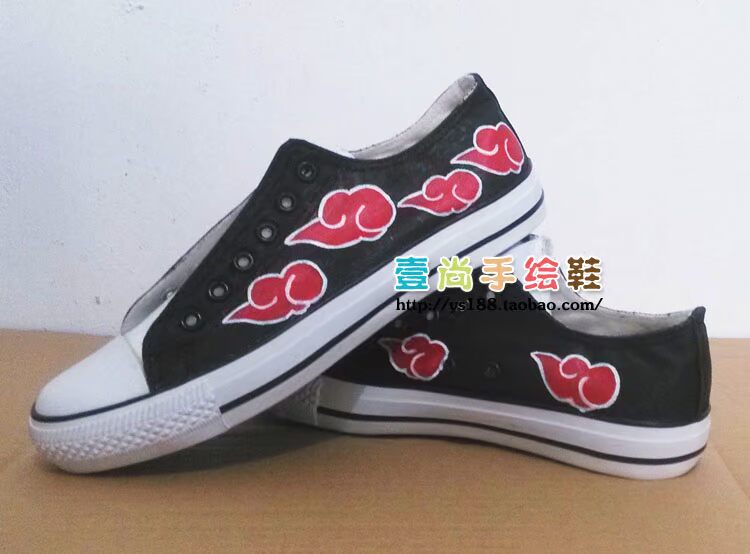 Giày vẽ tay Naruto Đôi giày sơn Xiangyun cho nam và nữ những người yêu thích giày đỏ mây thấp để giúp với giày vải graffiti giày the thao nam nike