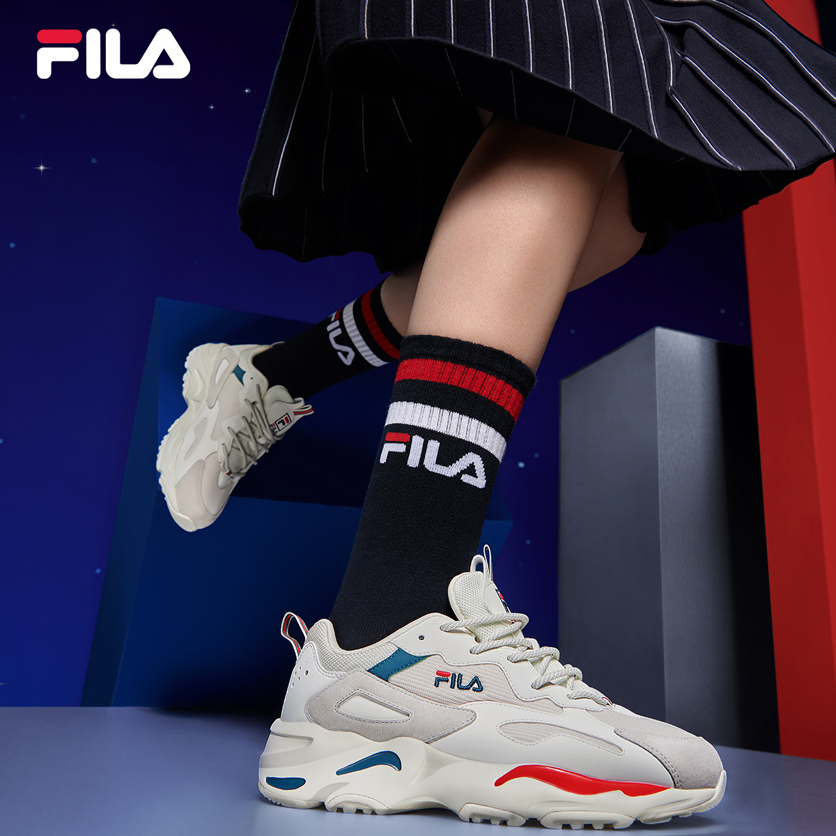 Fila 斐乐 TRACER猎空系列 情侣款 复古运动鞋 老爹鞋  聚划算天猫优惠券折后￥409包邮（￥439-40）多色可选