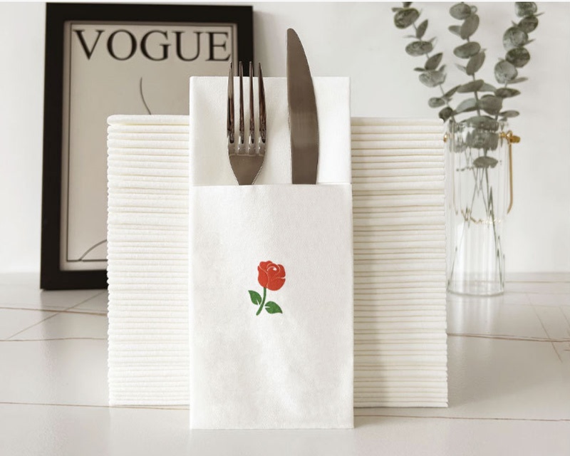 40*40cm Disposable Rose-Patterned Dust-Free Paper Knife and Fork Set with Napkin, Hotel Western Restaurant Placemat, Meal Set 40*40cm Disposable Rose-Patterned Dust-Free Paper Knife and Fork Set with Napkin, Hotel Western Restaurant Placemat, Meal Set