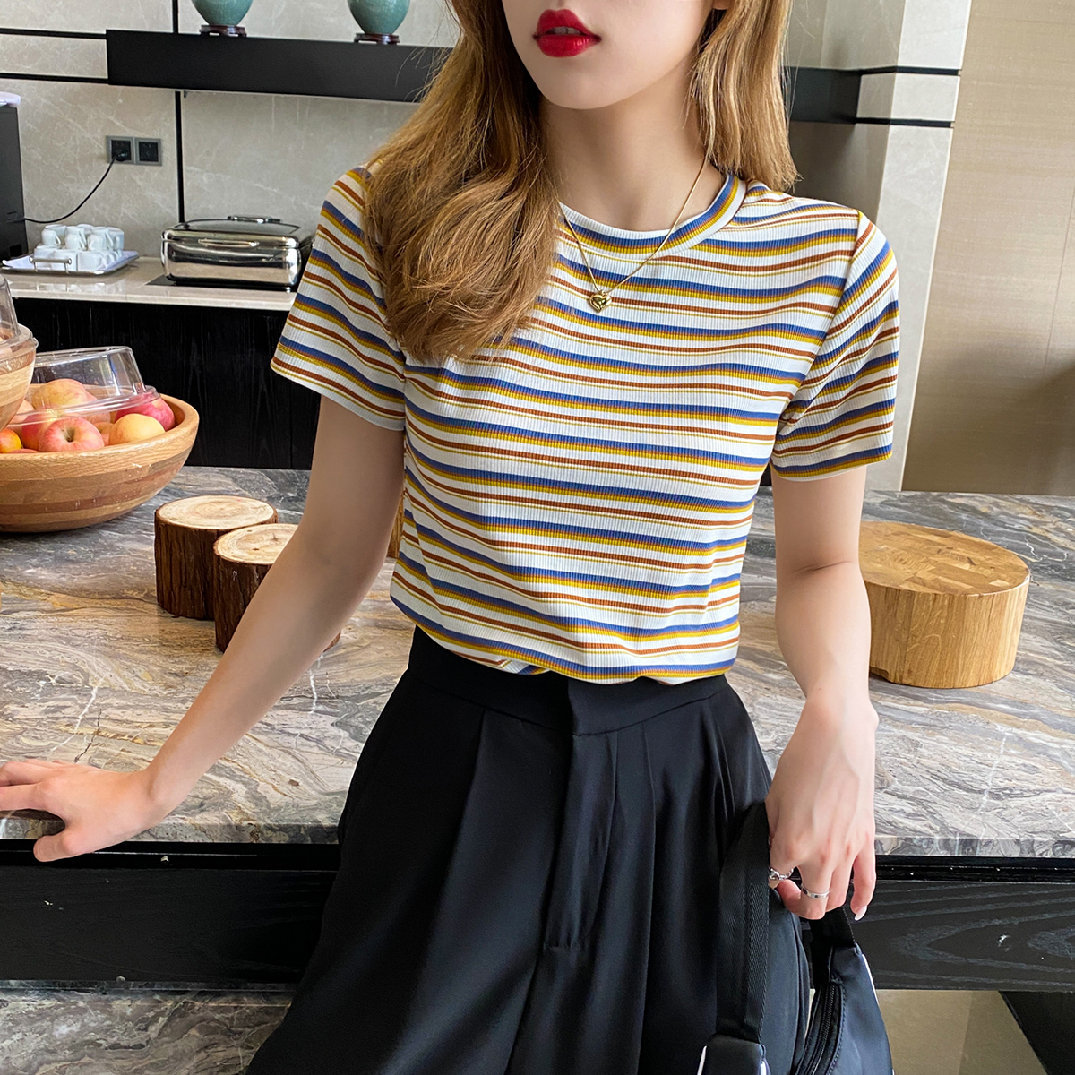 Net red ins super fire stripe t-shirt women summer 2020 new cotton short-sleeved bottom slim short-sleeved top pop