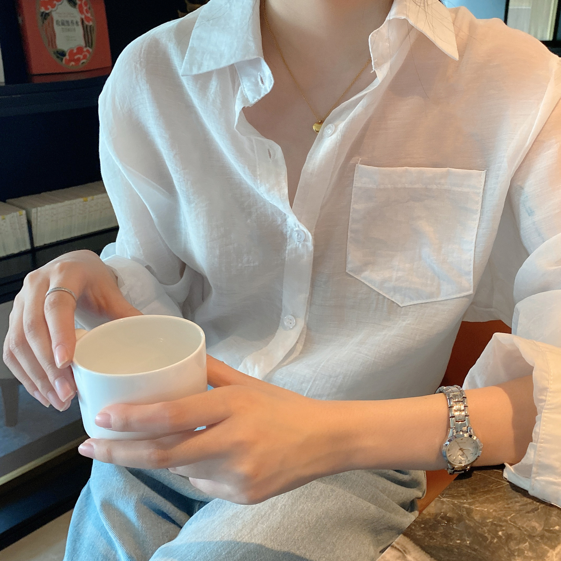 Ice Silk Sunscreen Shirt Woman Summer 2022 New Skyline Loose Shirt Thin Outside Wearing 100 Hitch Jacket Blouse