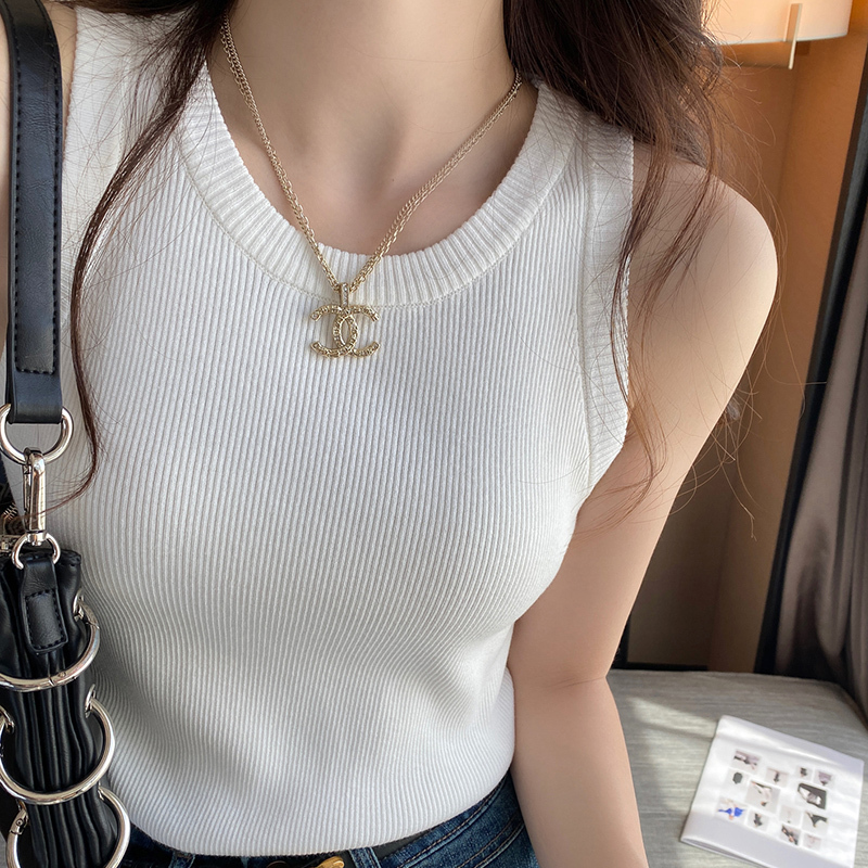 White Knitted Round-Neck Camisole for Women, 2026 Spring/Summer New Style, High-End Sleeveless Outerwear