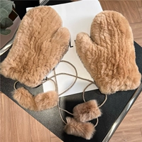 Желтовато-коричневый