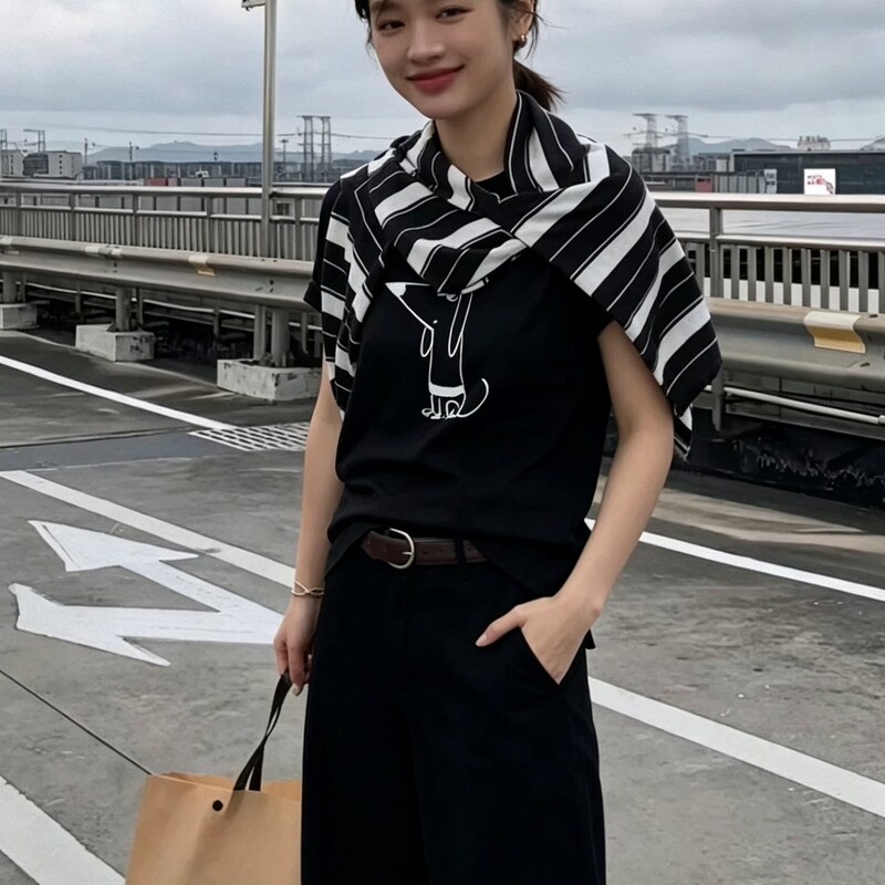 Korean-Style Hand-Painted Long-Nosed Puppy Print Short-Sleeve T-Shirt for Women, 2026 Autumn New High-End Trendy Top Korean-Style Hand-Painted Long-Nosed Puppy Print Short-Sleeve T-Shirt for Women, 2026 Autumn New High-End Trendy Top