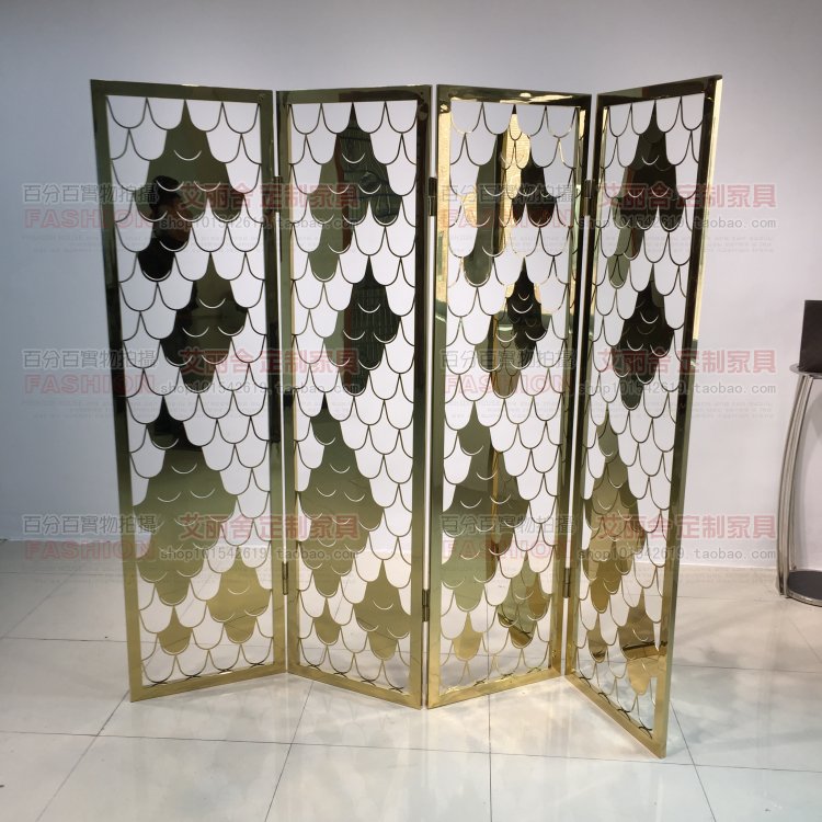 Champagne vàng màn hình thép không gỉ đồ nội thất cửa sổ tùy chỉnh phân vùng màn hình gấp thép không gỉ khắc màn hình đồ nội thất câu lạc bộ song cửa sổ gỗ vuông