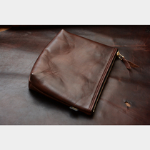 Right-hand handmade Japanese-made vegetable-tanned head layer burgundy horse leather clutch bag storage bag travel wash bag