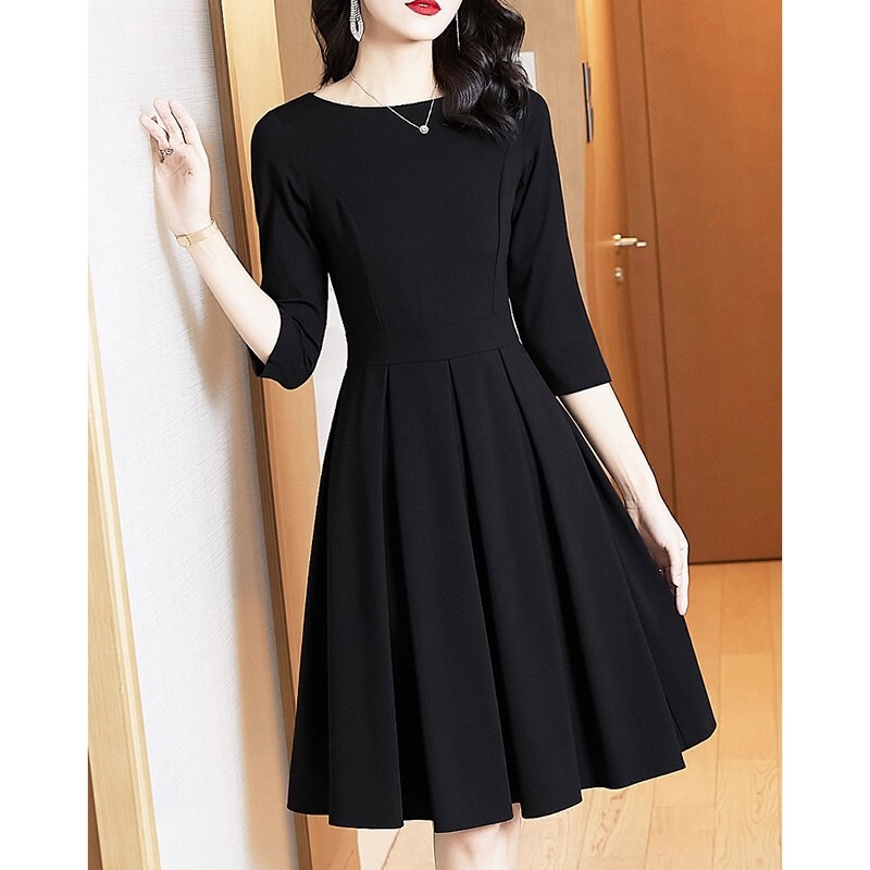 Black Waist-Cinching Dress with a High-End Feel, 2026 Autumn New Style, Formal Occasion Dress, Elegant Little Black Dress for Women, Autumn and Winter