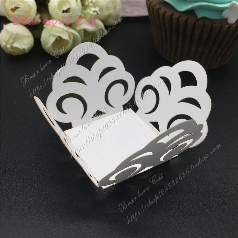 New mini cake paper Hollowed-out Clouds Snowy nippers Chocolate Sweets Decoration Paper 50
