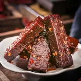 Специальность Sichuan yibin nanxi guo da da consience, колокол тофу высушенная в пряных бобах сушеное бобовое мясо.