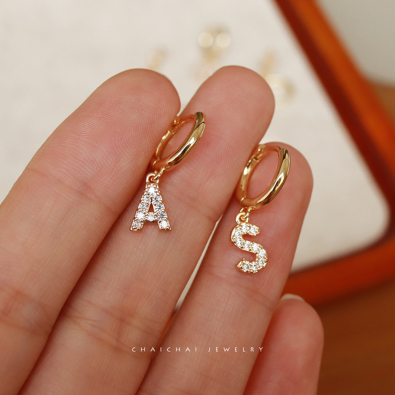 Name Initials 26 English Letters Earrings for Women, Unique Minimalist Style Small Hoop Earrings ins Anti-Fall Stud-Type Ear Accessories Name Initials 26 English Letters Earrings for Women, Unique Minimalist Style Small Hoop Earrings ins Anti-Fall Stud-Type Ear Accessories