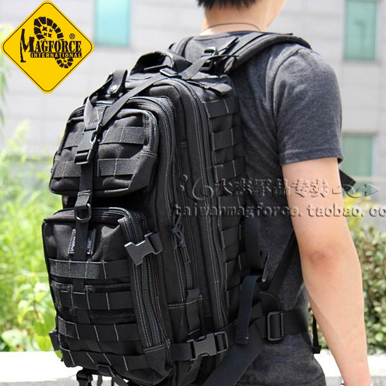 Taiwanese-made Taiwanese horse magforce McGurthors Super 3P Backpack Multicolor 0515