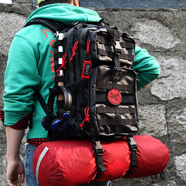 Taiwan-made Taiwan Ma magforce Maghos super 3P black label version rubber surface waterproof backpack 0541