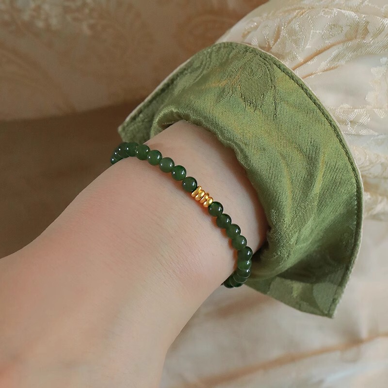 Crushed Ice Imitation Hetian Jade Spinach Green Bracelet for Women, Light Luxury Niche Exquisite Green Jade Bracelet, Small Rice Bead Jadeite Crushed Ice Imitation Hetian Jade Spinach Green Bracelet for Women, Light Luxury Niche Exquisite Green Jade Bracelet, Small Rice Bead Jadeite