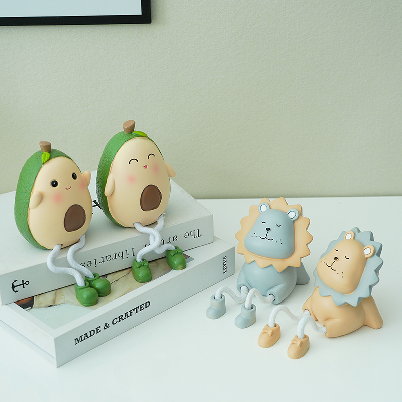 Cute Girl Heart Home Decorative Resin Bull Oil Fruit Pendulum with Occasional Creative Desktop Little Furnishing Gifts