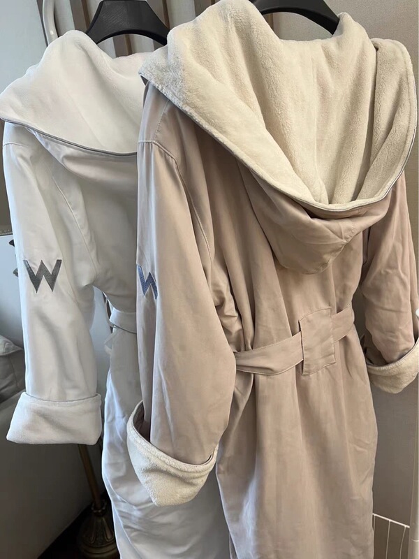 Five-Star Intercontinental Marriott Hotel Robe, Sexy Bathrobe, Women's Hooded Pajamas, Double-Layer Fleece Loungewear for Men