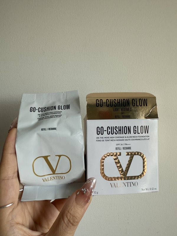 Valentino Light and Shadow Luxurious Cushion Foundation Concealer Clear White Mini Cushion Ln2 Replacement Core La1