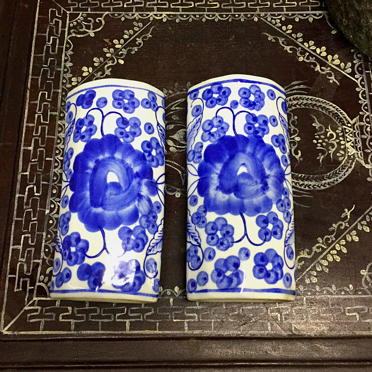 Great Xing Collection 78 Decade-long Tide State Kilns Old Factory Goods Ceramics Old Porcelain Collection Maple Creek Hand-painted Wall Bottle Pair