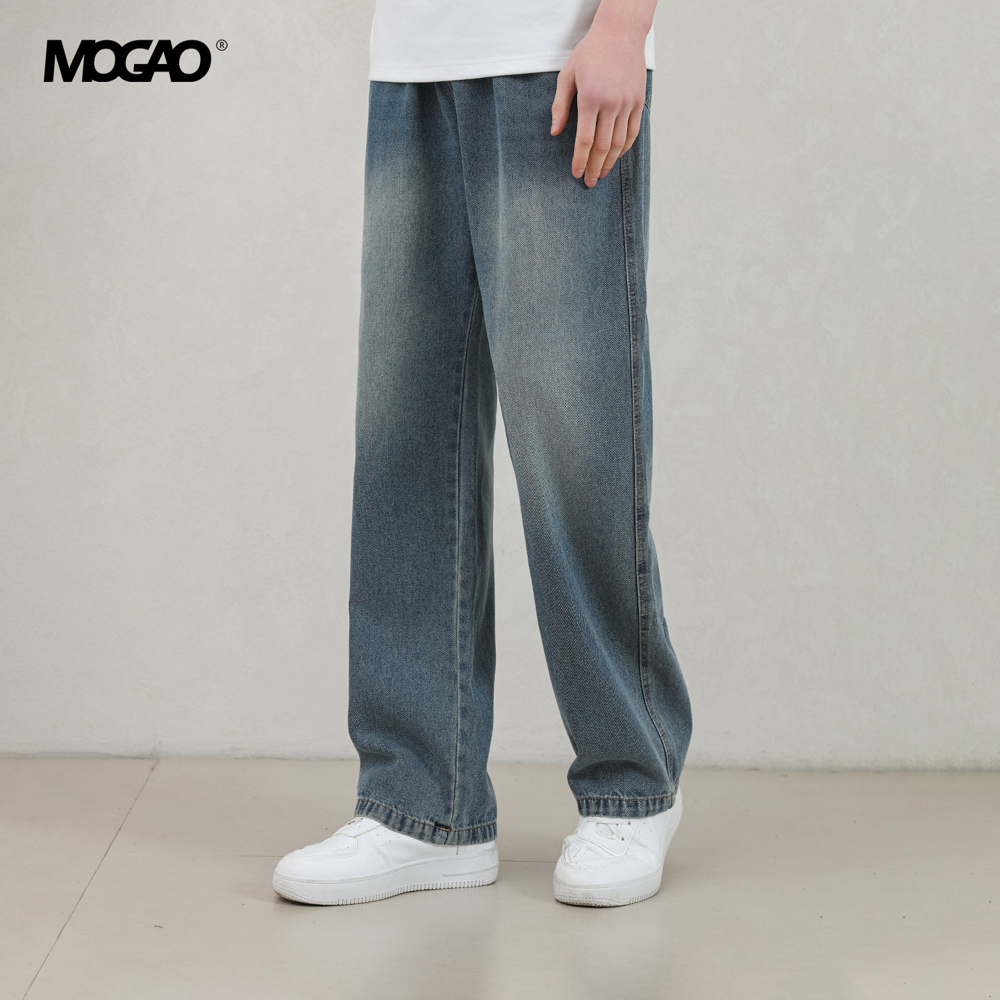 Mogo デニムパンツ 2026 春 メンズ ゆったりストレートレッグ フローリー ファッション クラシック レトロ カジュアル ワイドレッグパンツ