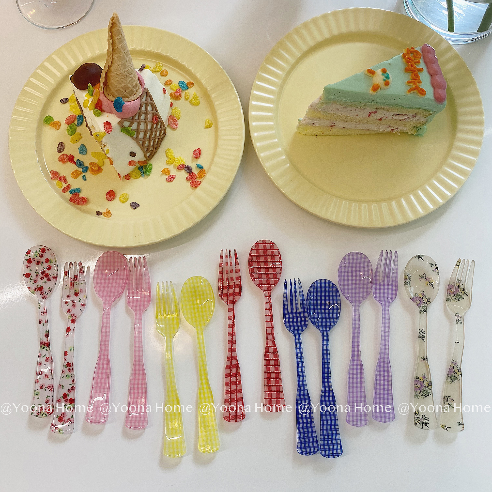 Two Korean ins retro French lattice floral dessert fork spoon girl tableware shooting props