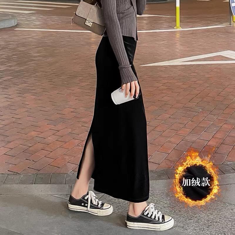 Velvet Slit Pencil Skirt, Slim Fit, Black, Autumn and Winter, Bodycon Skirt, High-Waisted Half Skirt, Plus Size Long Skirt Velvet Slit Pencil Skirt, Slim Fit, Black, Autumn and Winter, Bodycon Skirt, High-Waisted Half Skirt, Plus Size Long Skirt