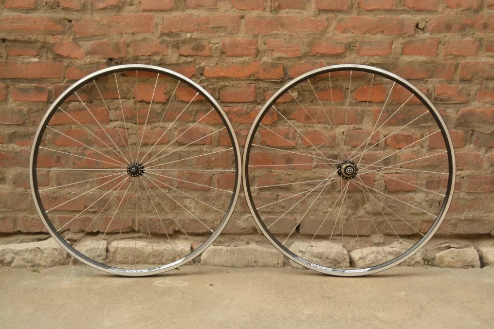 Self-made wheel set Kunteng four Peilin flower drum Taiwan ALEX R450 rim Xieda spokes