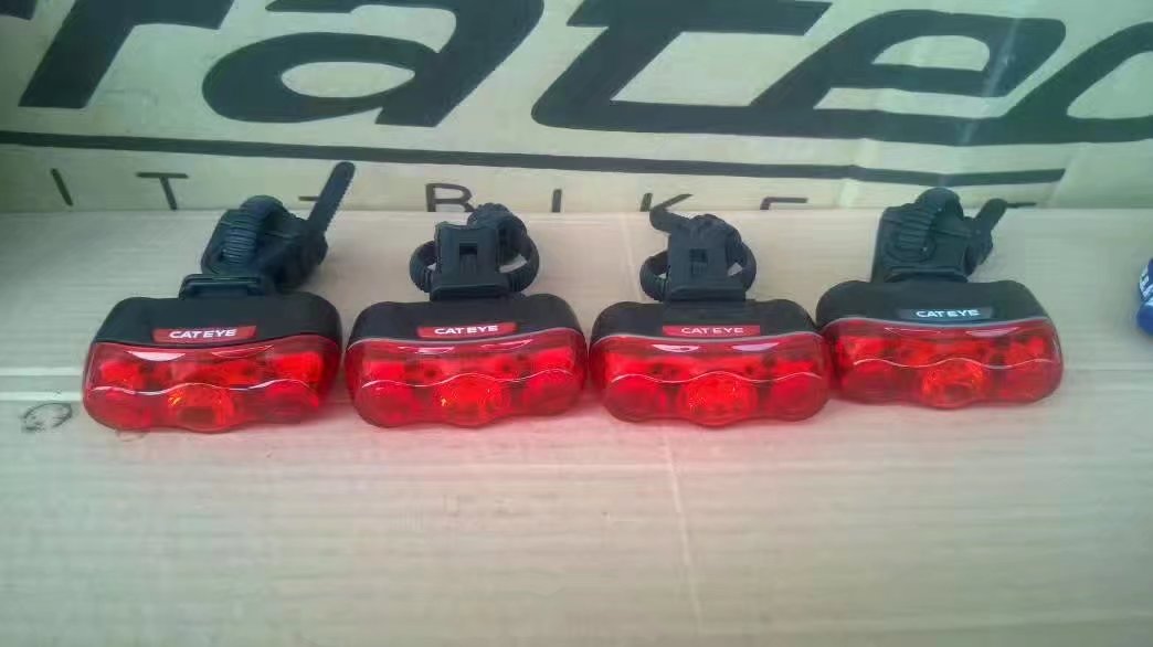 Bulk Cat Eye TL-LD630 Triple LED Tail Light Warning Light