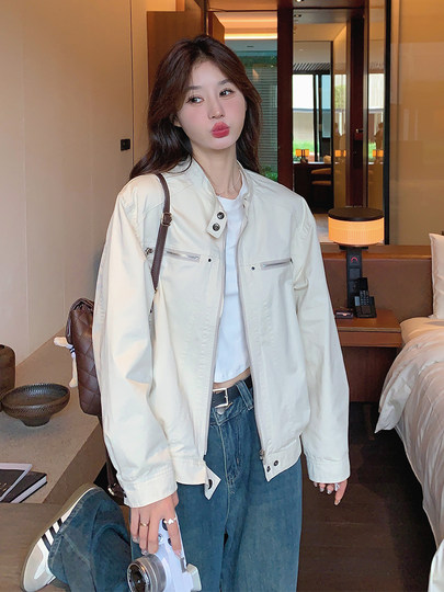 白色工装薄外套女春秋2025新款韩系休闲独特漂亮立领短款正肩夹克