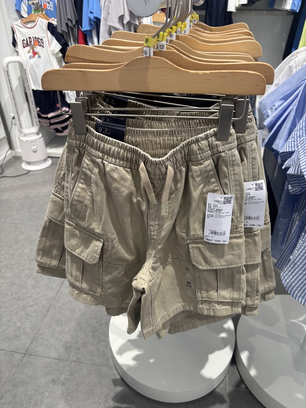 Gap Boys and Girls 2026 Summer New Pure Cotton Woven Pocket Cargo Shorts Children's Us Version 887341