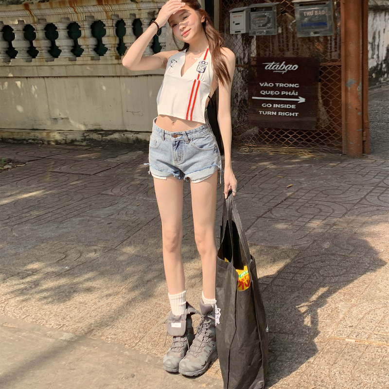 Aig Hot Girl Retro Low-Waist Rolled Hem Denim Shorts for Women, Spring and Summer American Style Washed A-Line Wide-Leg Ultra-Short Hot Pants Trendy