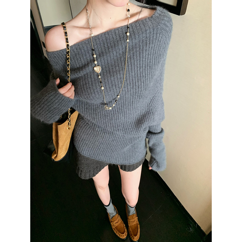 Zeng11 Zeng 11《Nordic Weekend》Gray Off-Shoulder Sweater for Women, Lazy Style Loose Knit Top