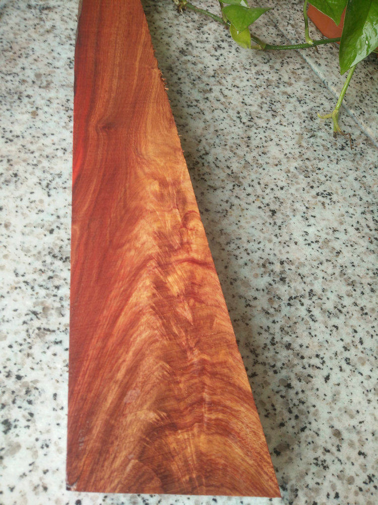 D128 Zambia blood sandalwood red wood small material with shape material handmade piece stock DIY flower water wave texture material
