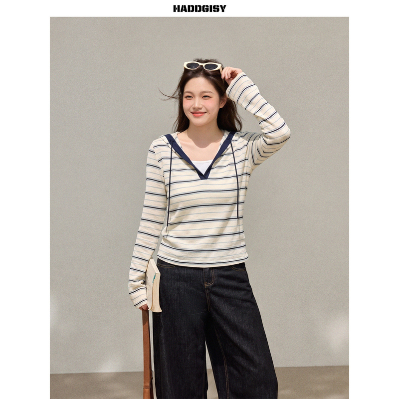 Zeng Xiaoxian Plus-Size Women's Striped Long-Sleeve Hooded T-Shirt, Thin Top for Early Autumn, Slightly Chubby Girls' Outfit with Pants