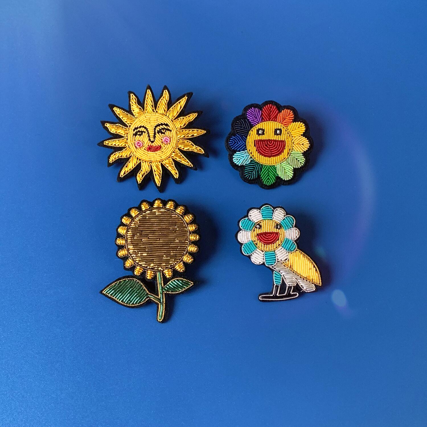 Murakami brooch sunflower Korean version tide jewelry sunflower cartoon badge accessories fashion couple creative badge