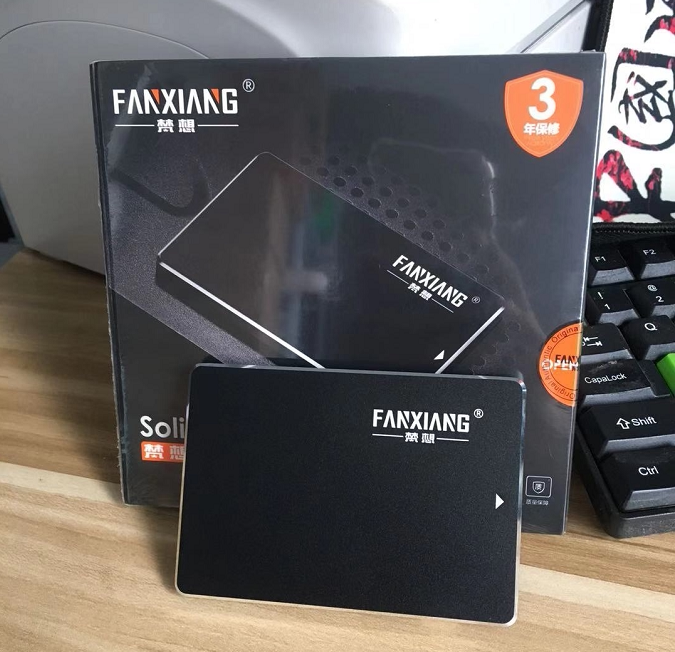 Van wants 120G solid-state hard disc desktop computer notebook SATA solid-state 240GAll high speed computer SSD